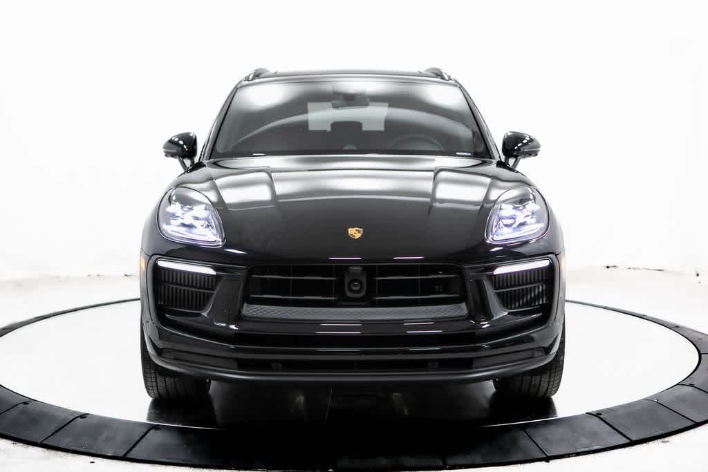Thumbnail: 2025 Porsche Macan - 10