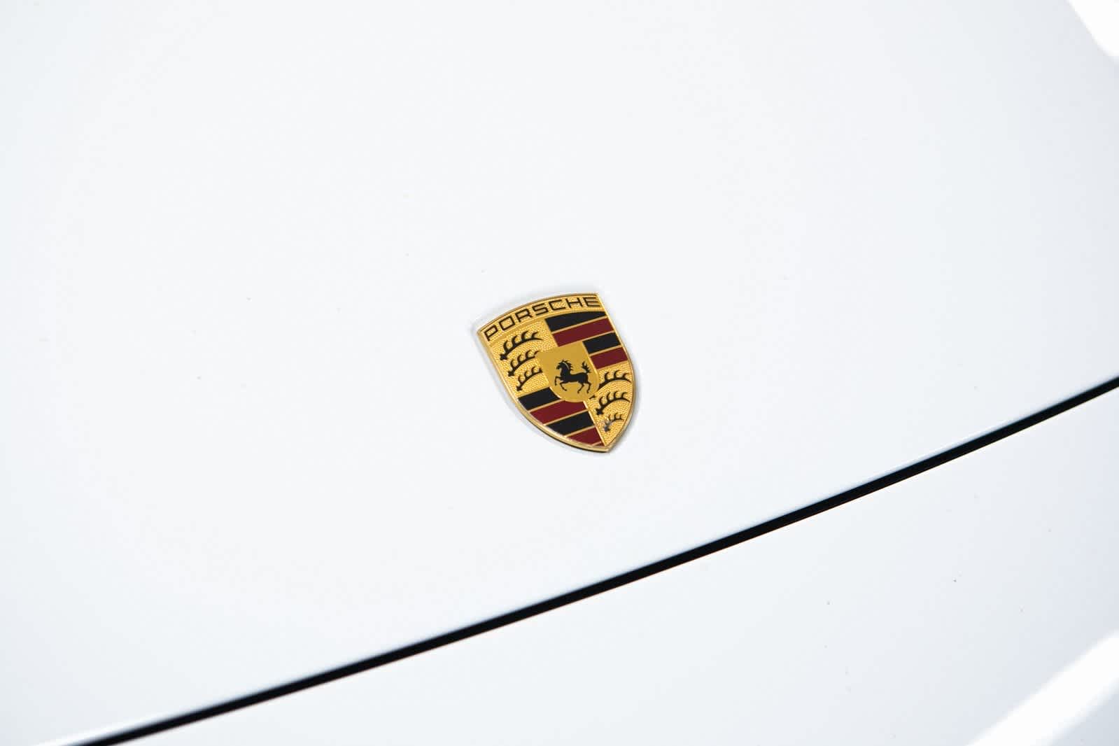 Thumbnail: 2023 Porsche Panamera - 33