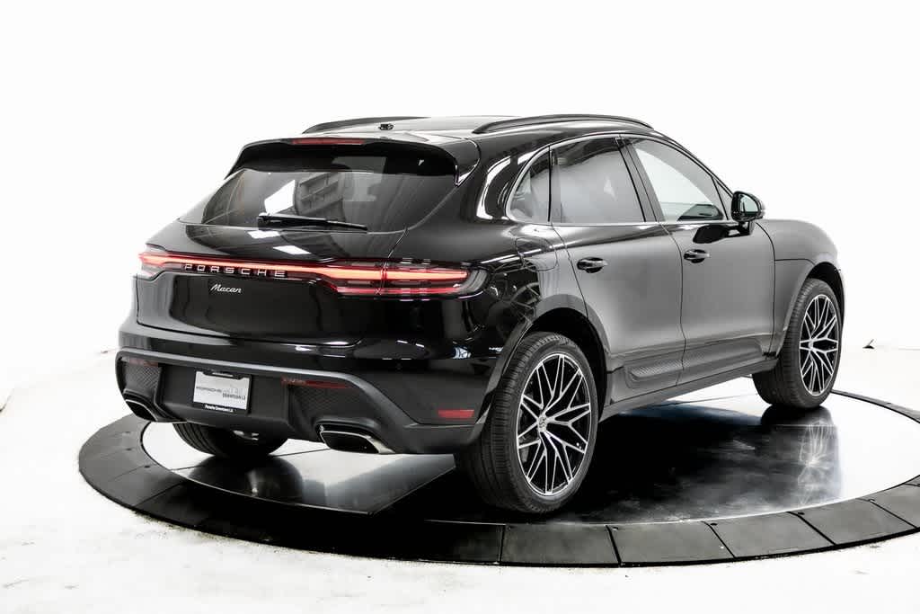 Thumbnail: 2025 Porsche Macan - 7
