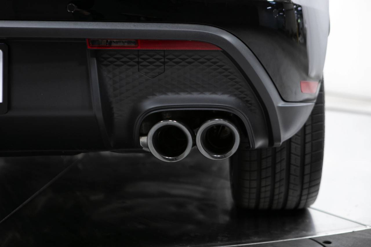 Thumbnail: 2026 Porsche Macan - 16