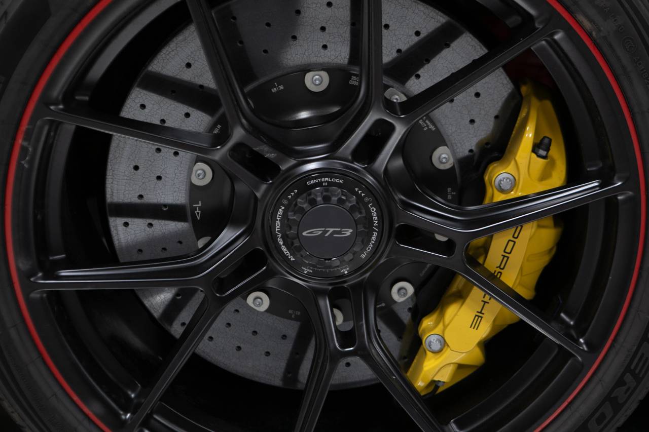 Thumbnail: 2026 Porsche 911 - 14