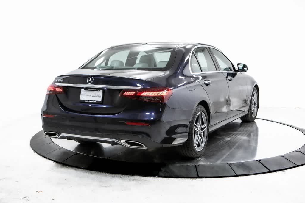 Thumbnail: 2022 Mercedes-Benz E-Class - 7