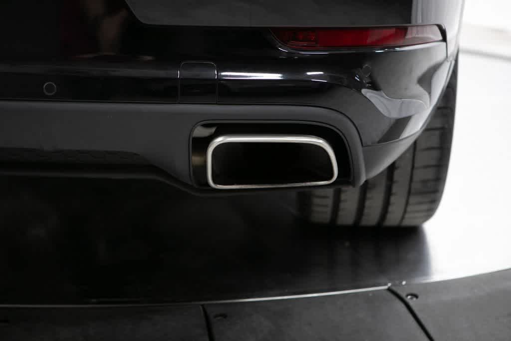 Thumbnail: 2022 Porsche Cayenne - 40