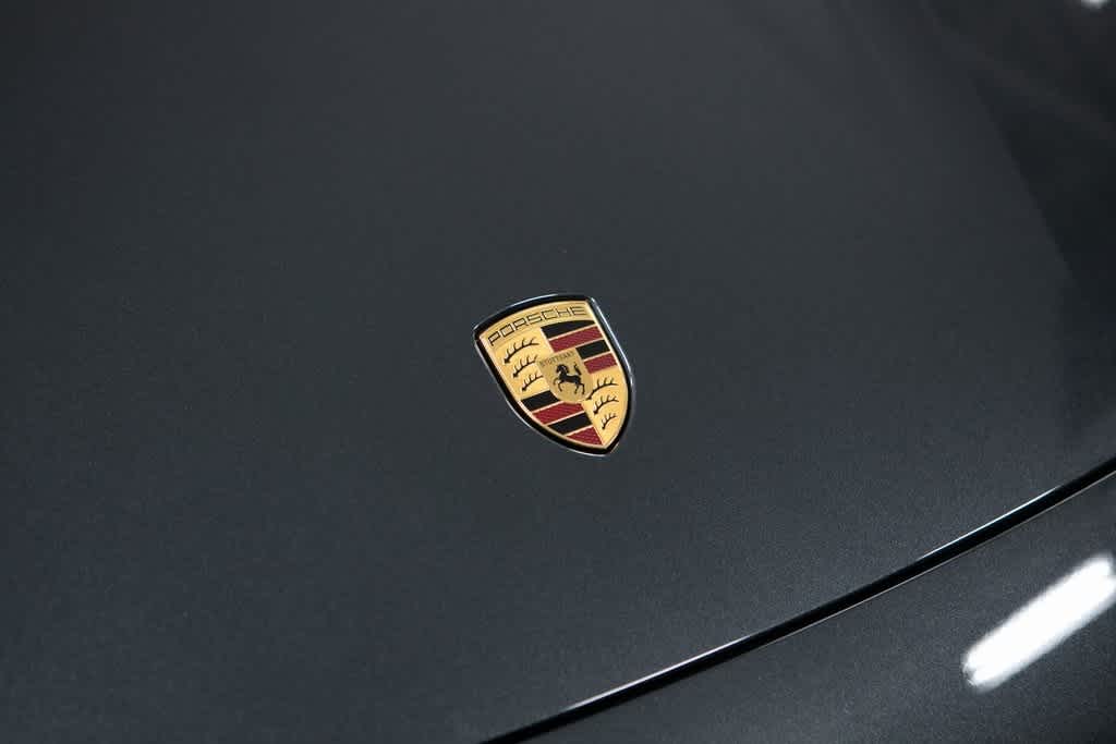 Thumbnail: 2025 Porsche Taycan - 19