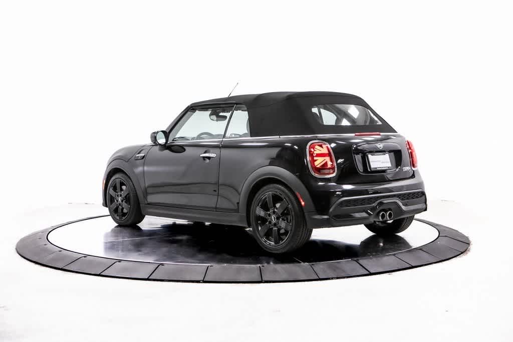 2022 Mini Cooper Convertible S photo 2