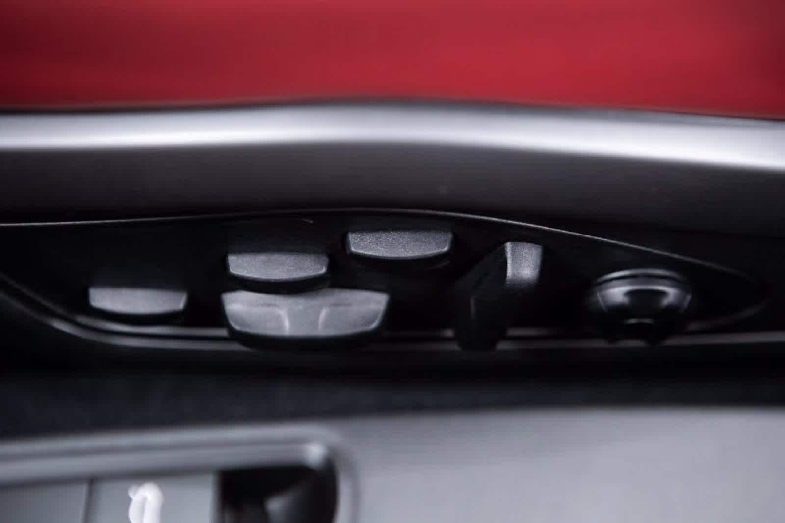 Thumbnail: 2024 Porsche 911 - 17