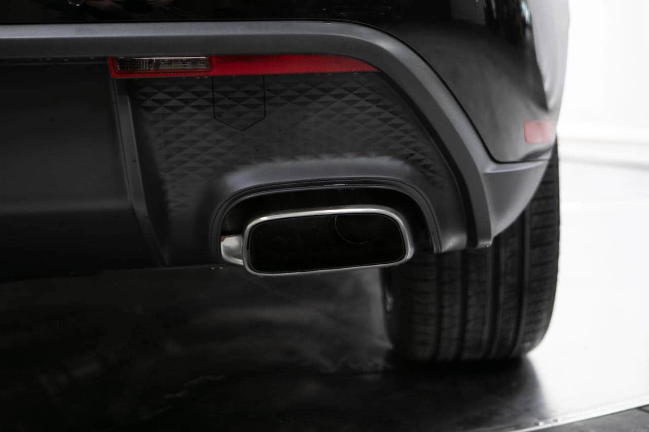 Thumbnail: 2026 Porsche Macan - 17