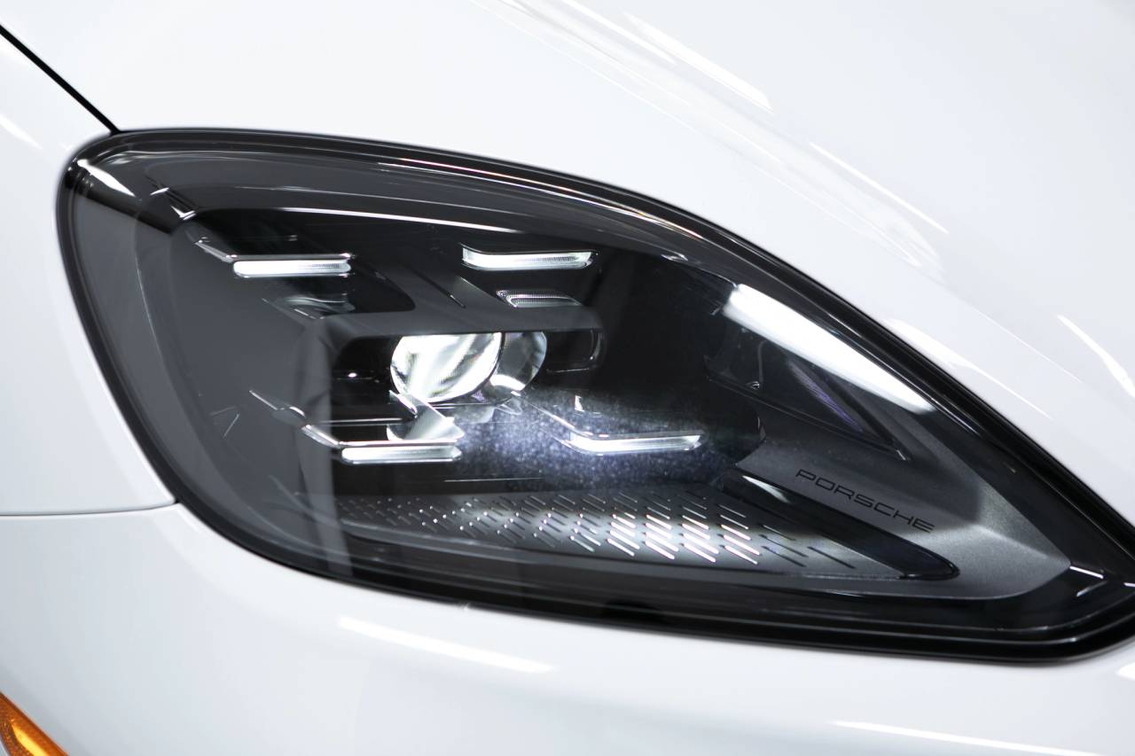 Thumbnail: 2026 Porsche Cayenne - 15