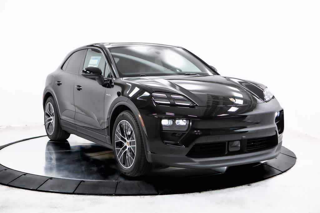 Thumbnail: 2025 Porsche Macan - 9