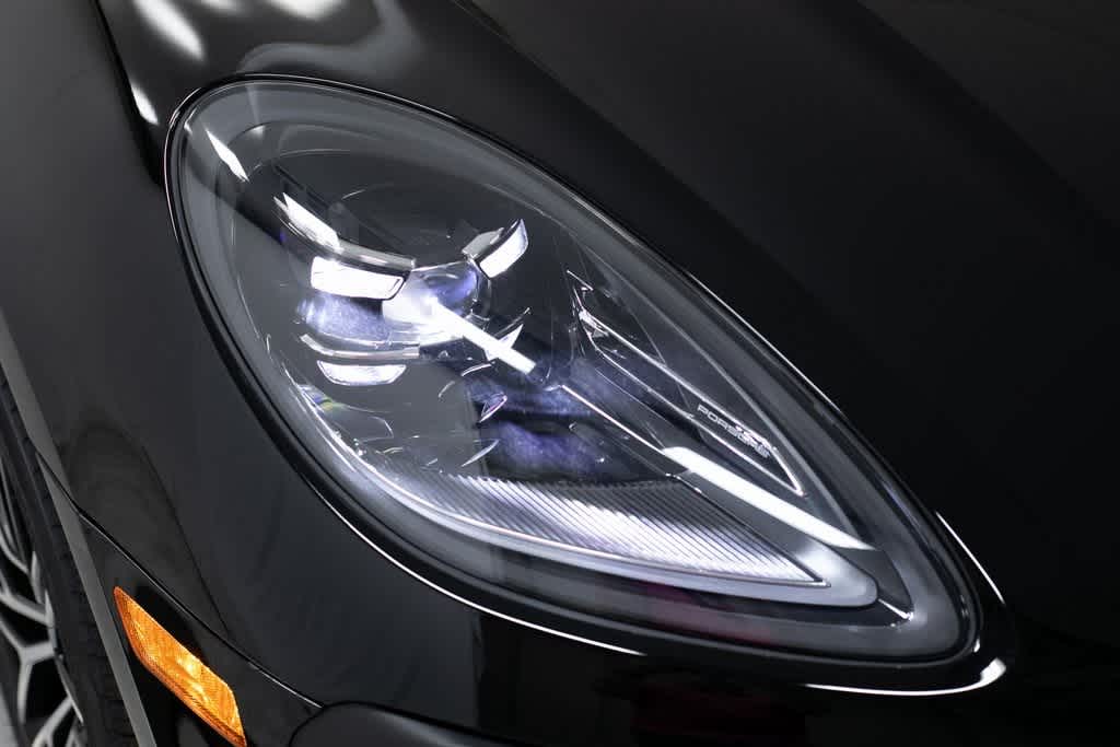 Thumbnail: 2025 Porsche Macan - 18