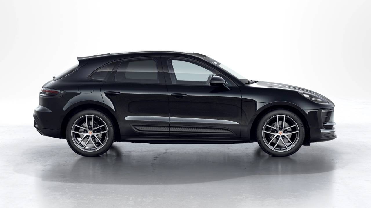 Thumbnail: 2026 Porsche Macan - 6