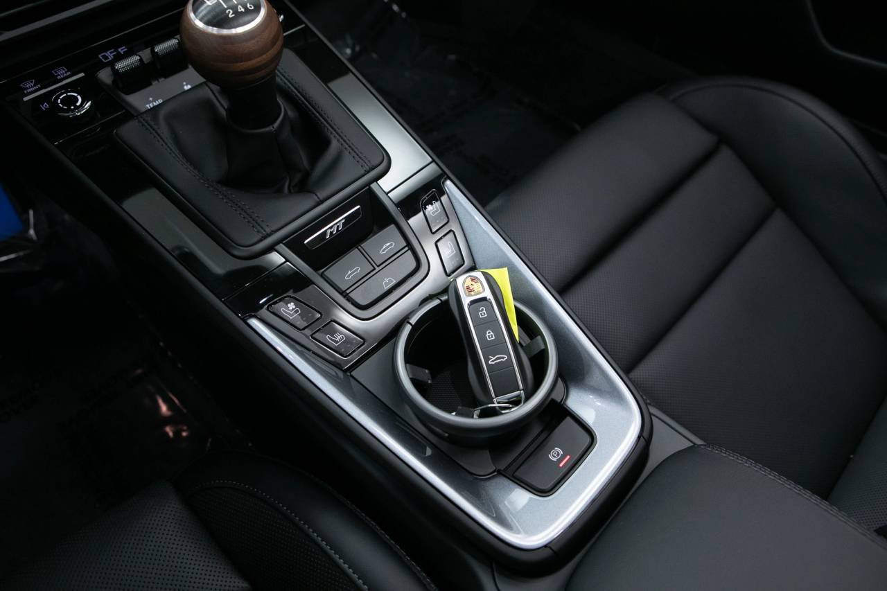 Thumbnail: 2026 Porsche 911 - 31