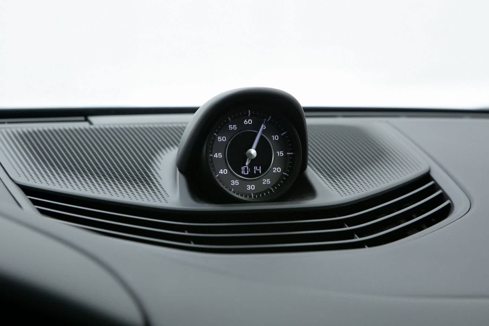 Thumbnail: 2024 Porsche Taycan - 25