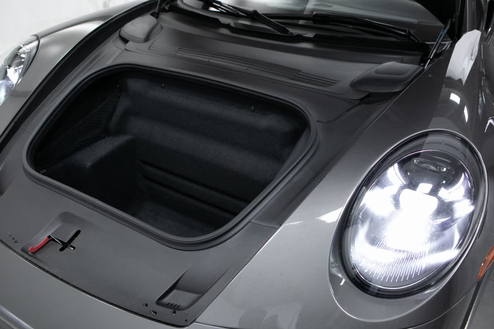 Thumbnail: 2023 Porsche 911 - 29