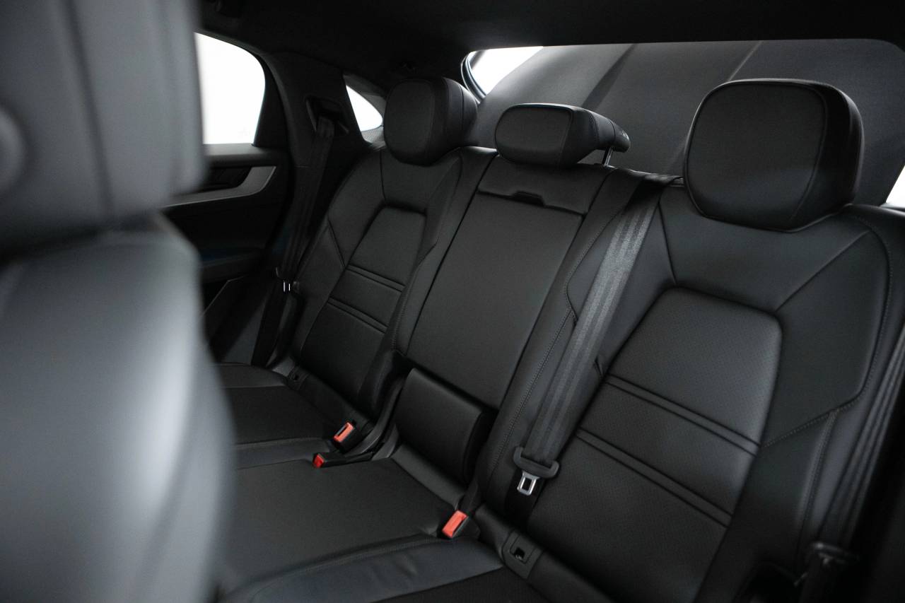 Thumbnail: 2026 Porsche  - 39