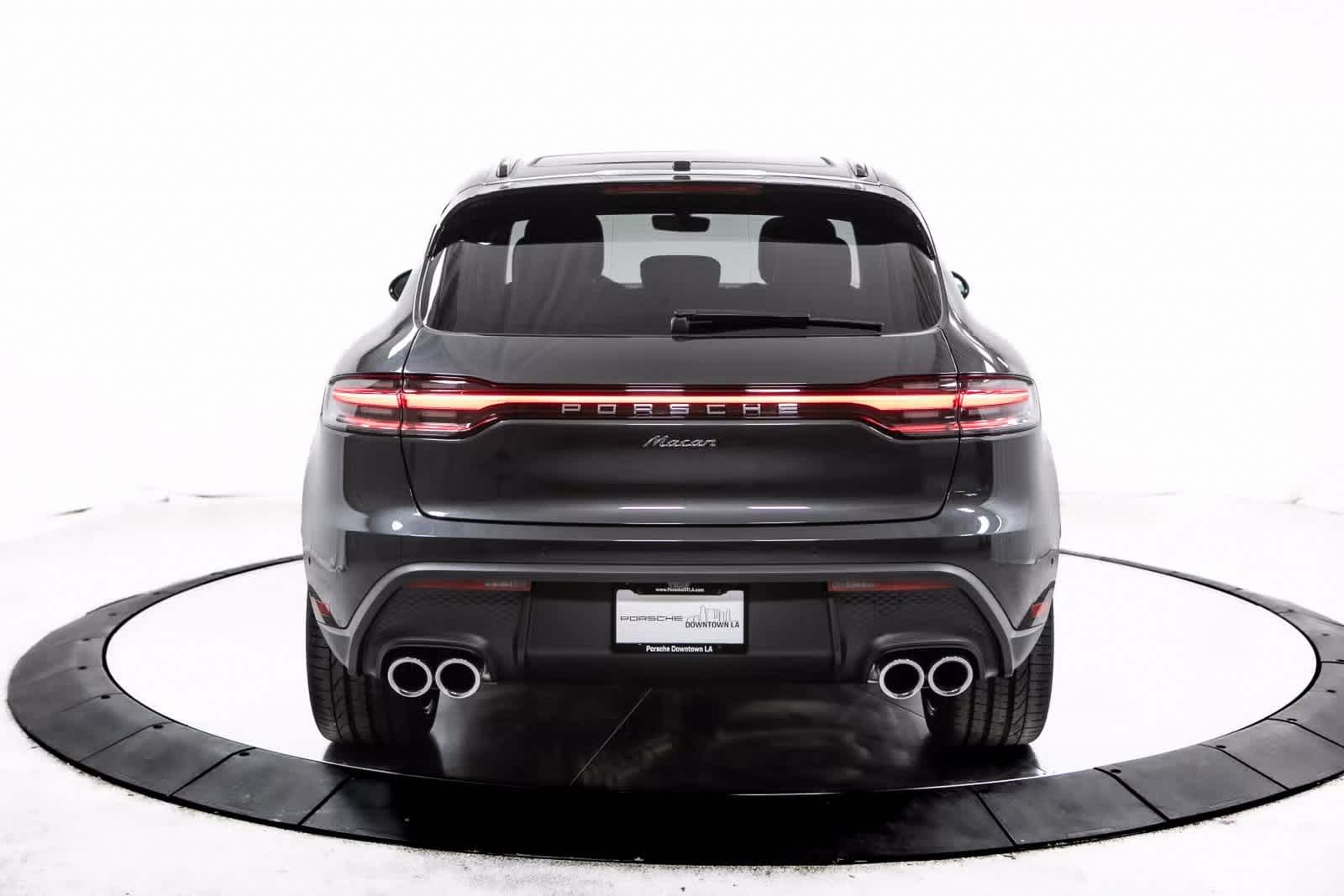 Thumbnail: 2025 Porsche Macan - 6