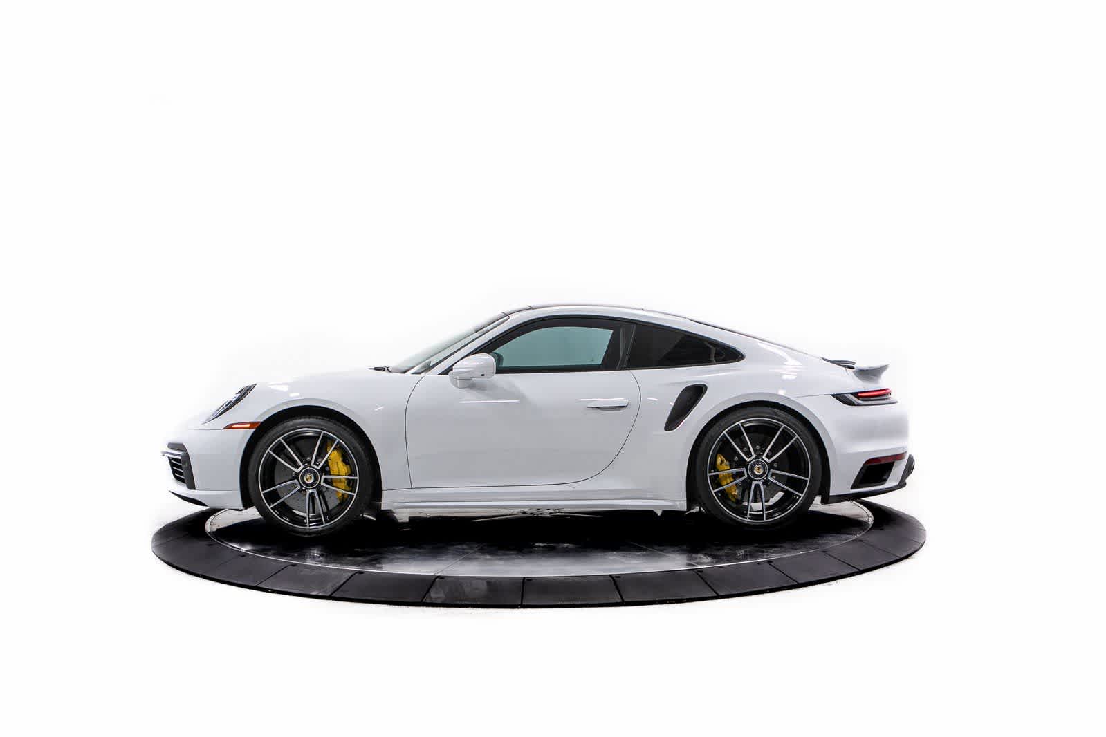 Thumbnail: 2021 Porsche 911 - 2