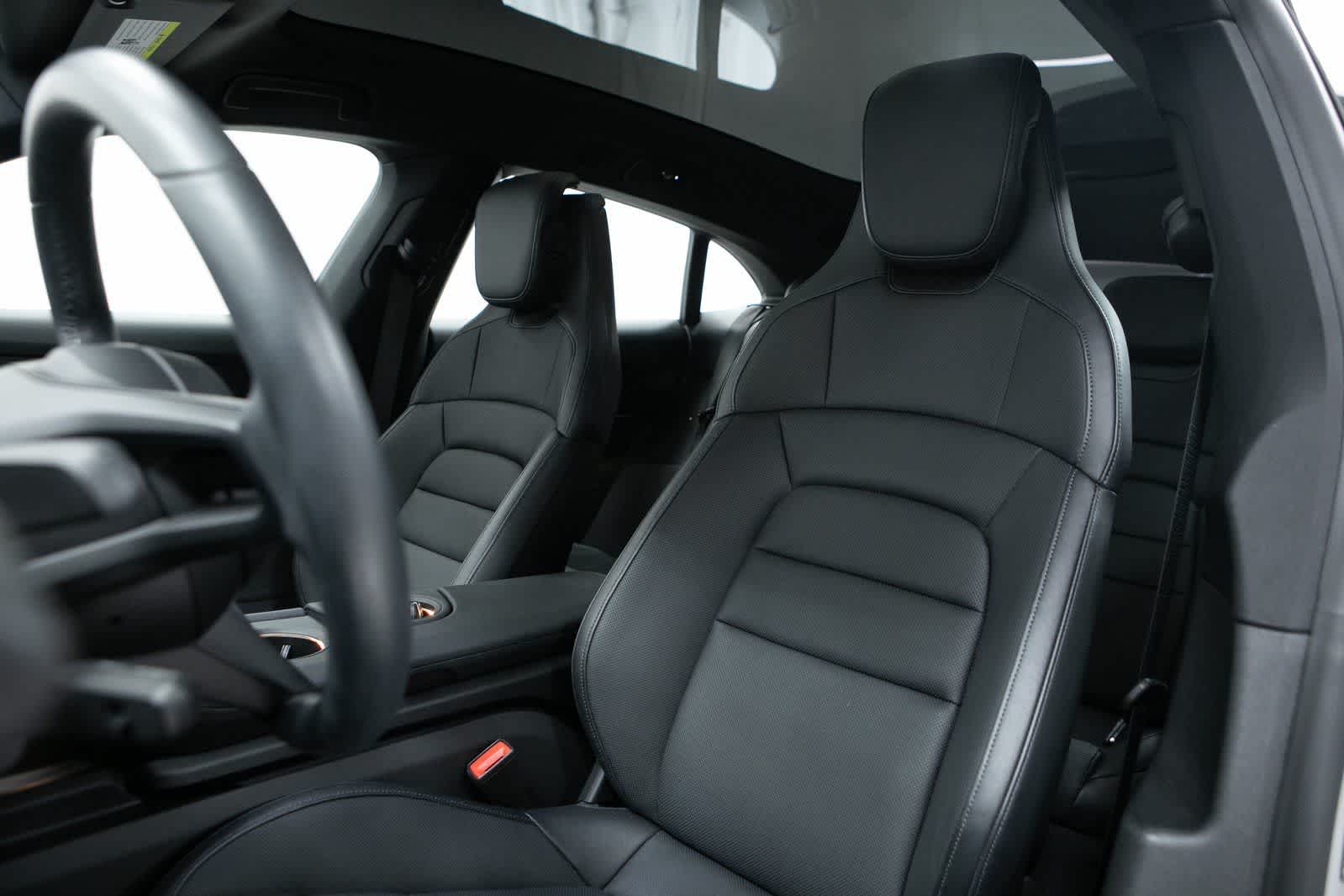 Thumbnail: 2024 Porsche Taycan - 5