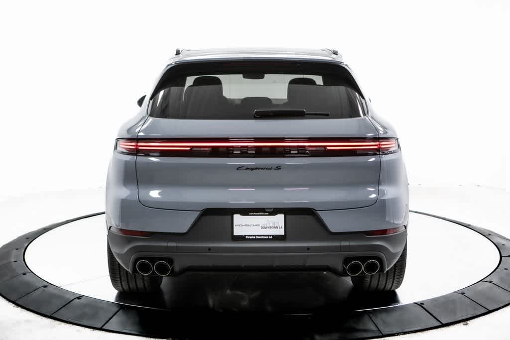 Thumbnail: 2025 Porsche Cayenne - 6