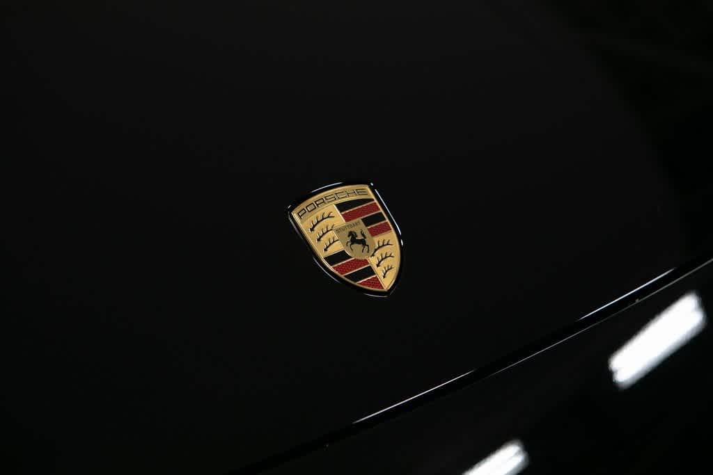 Thumbnail: 2025 Porsche Macan - 19