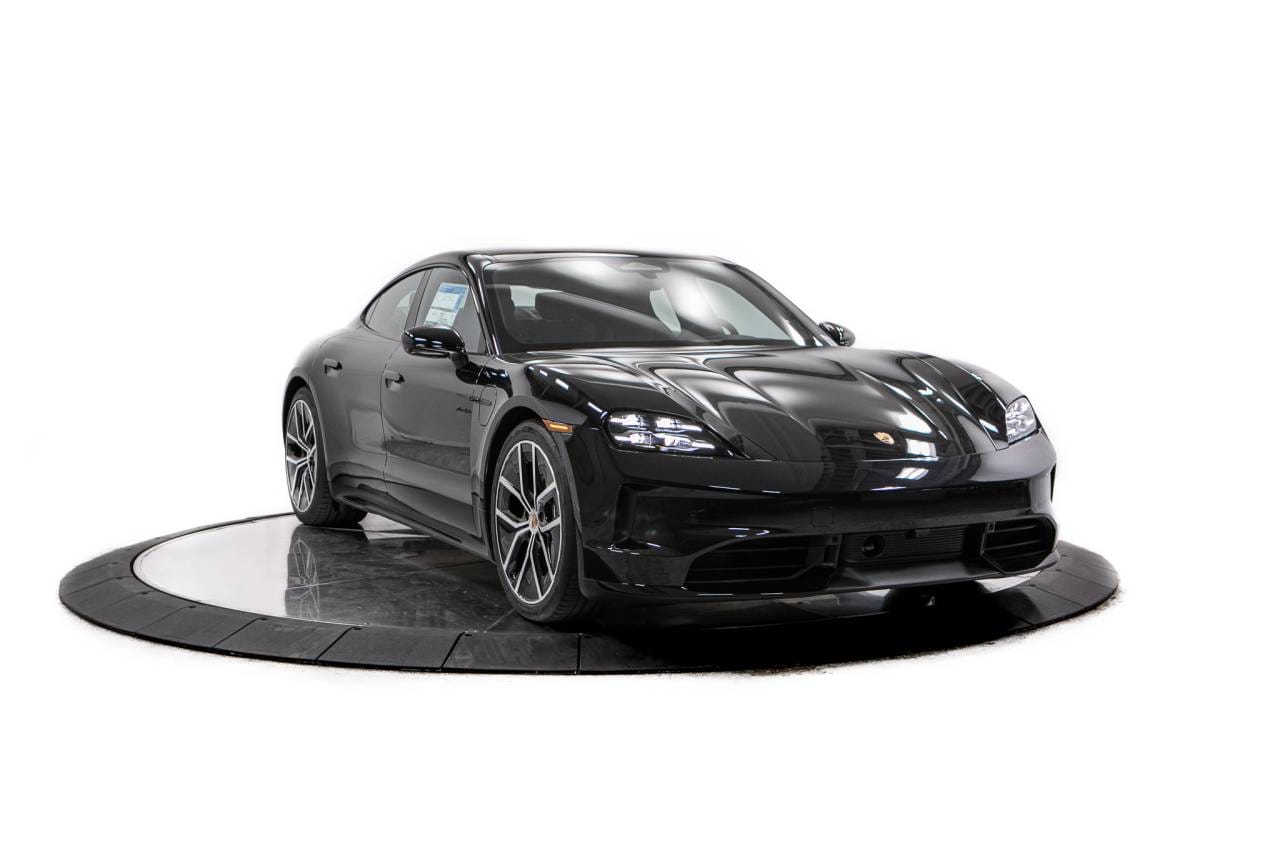 Thumbnail: 2026 Porsche Taycan - 9