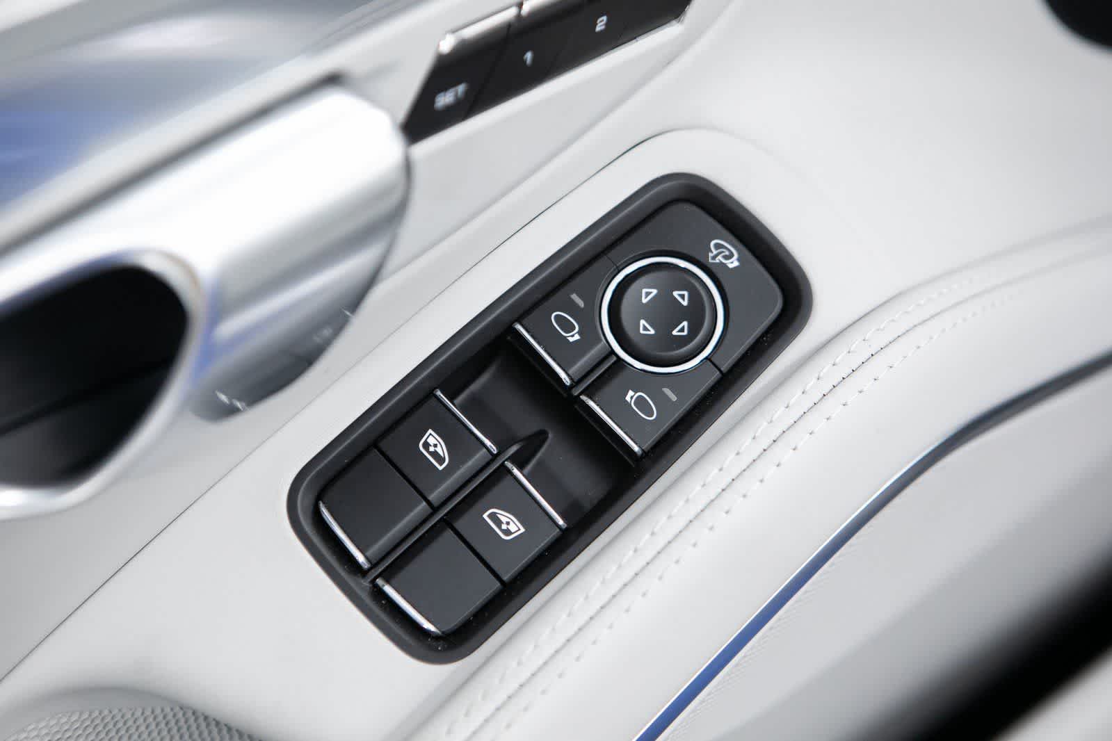 Thumbnail: 2025 Porsche 718 Boxster - 18