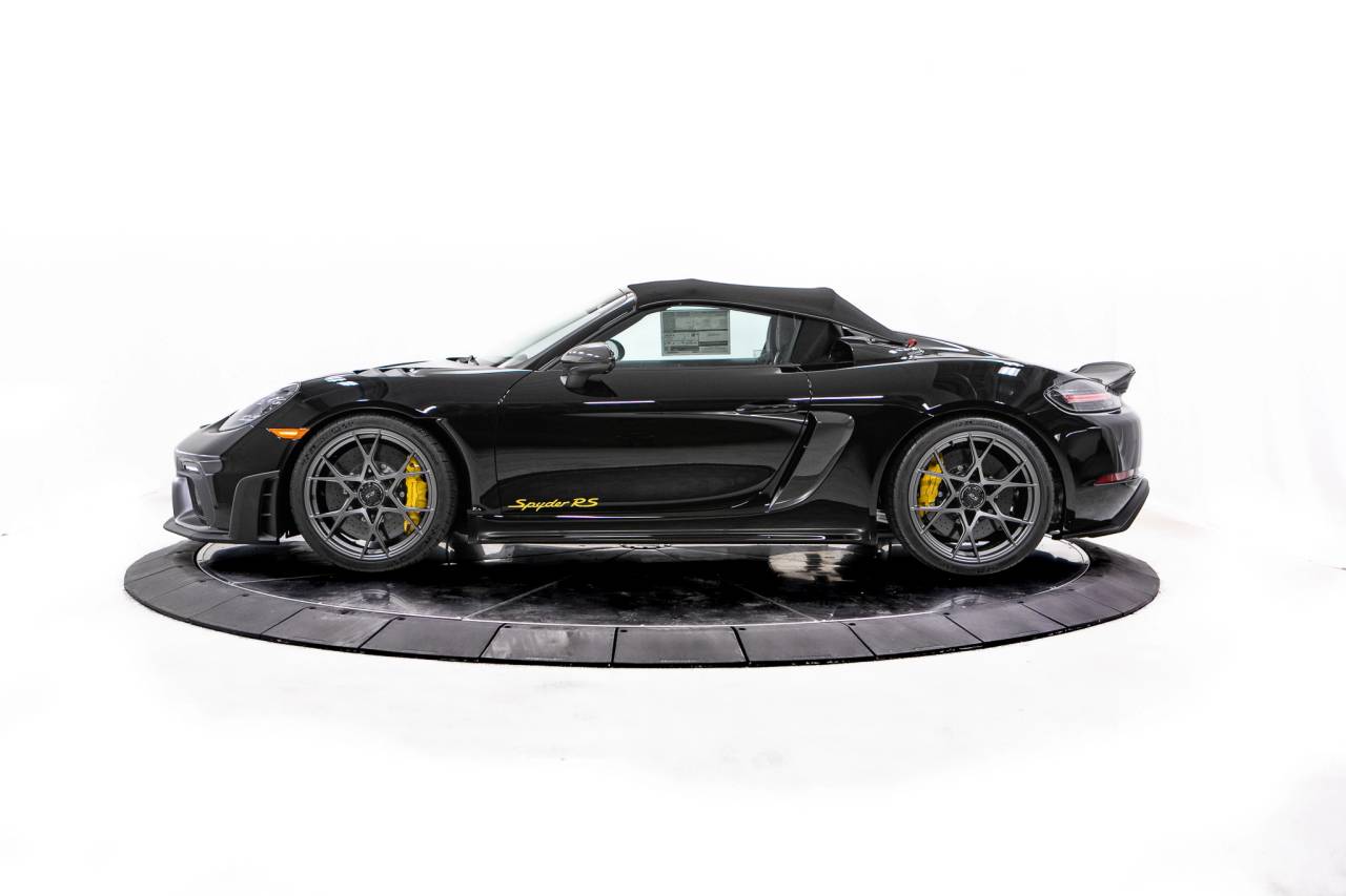 Thumbnail: 2025 Porsche  - 2