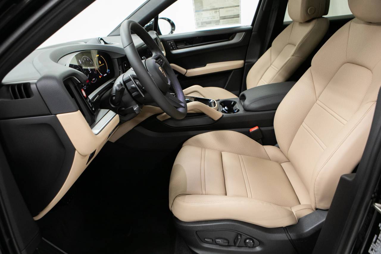 Thumbnail: 2026 Porsche  - 23