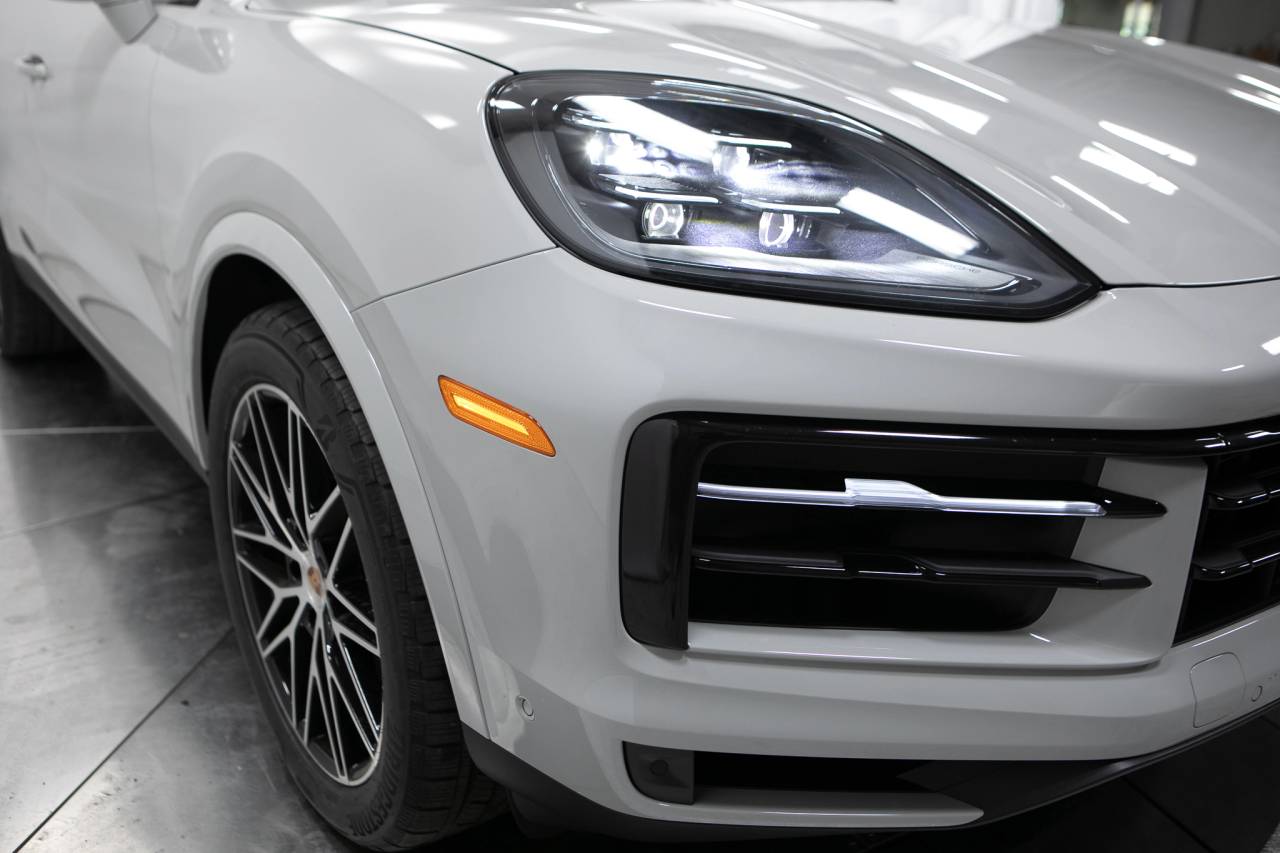 Thumbnail: 2026 Porsche Cayenne - 12