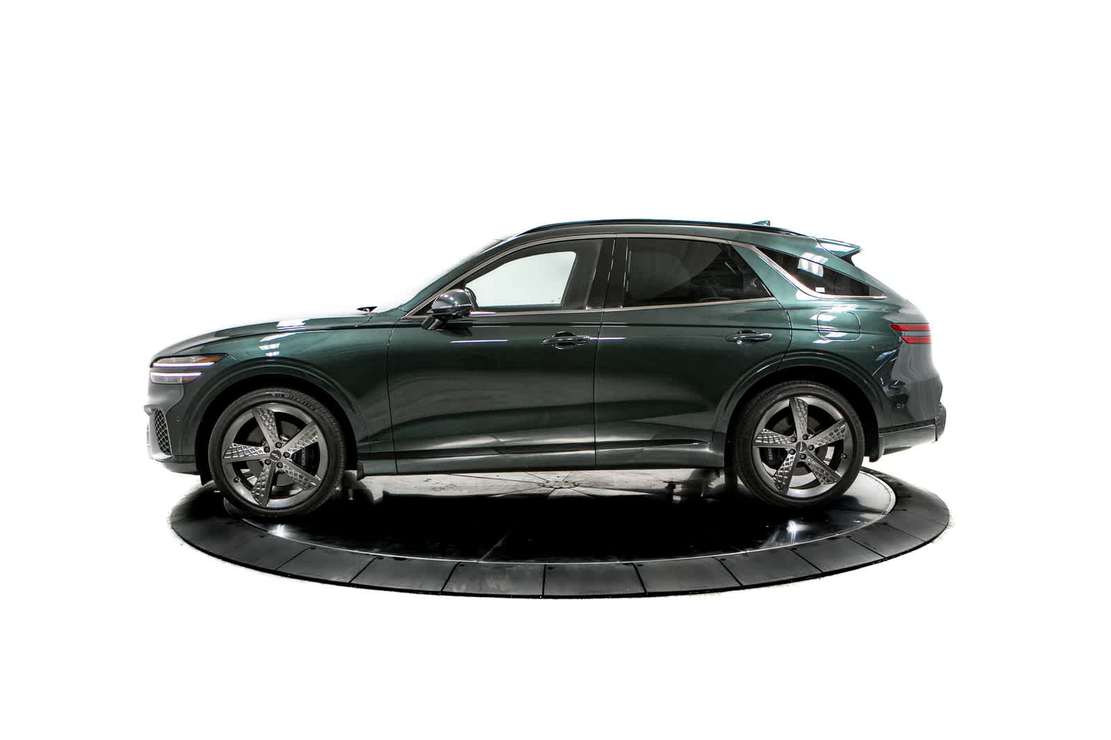 Thumbnail: 2023 Genesis GV70 - 2