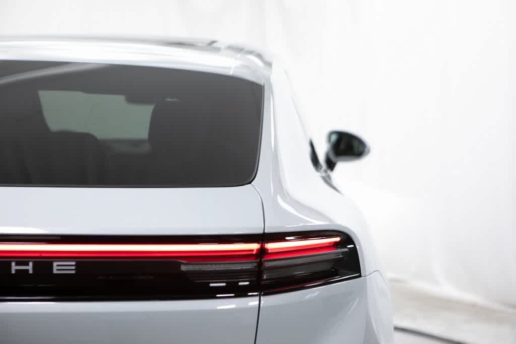 Thumbnail: 2025 Porsche Macan - 37