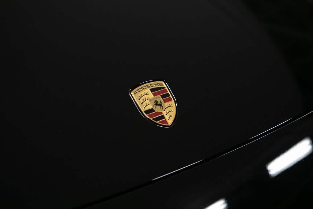 Thumbnail: 2025 Porsche Macan - 19