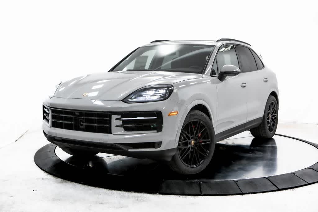 Thumbnail: 2025 Porsche Cayenne - 1