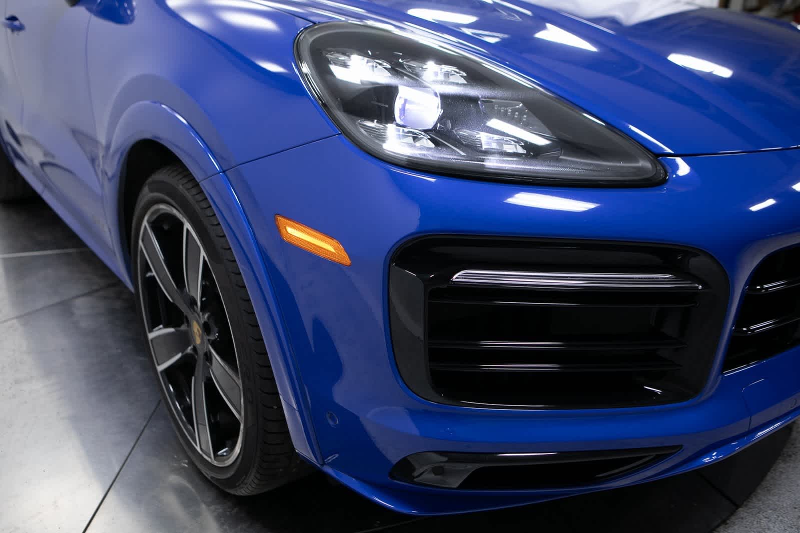 Thumbnail: 2023 Porsche Cayenne - 12