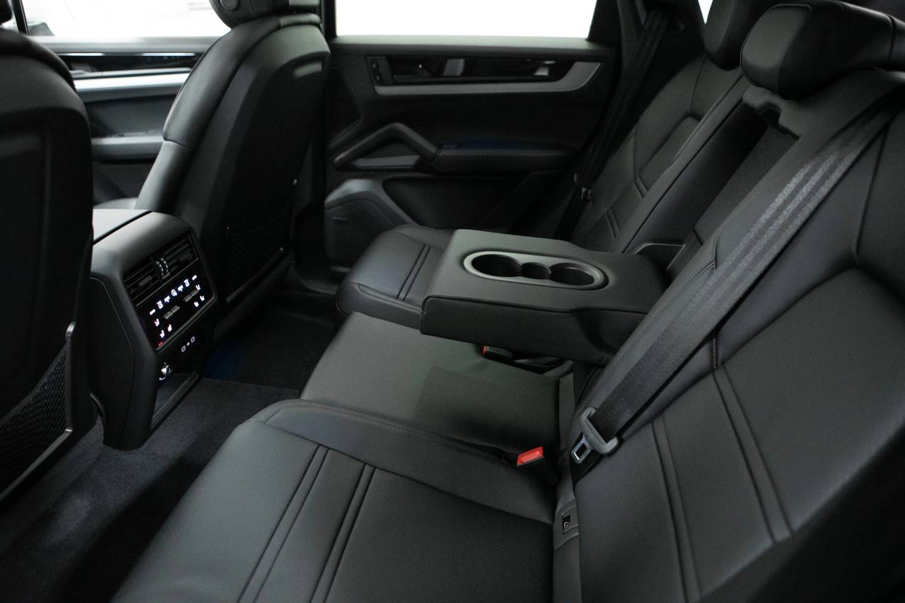 Thumbnail: 2026 Porsche  - 35