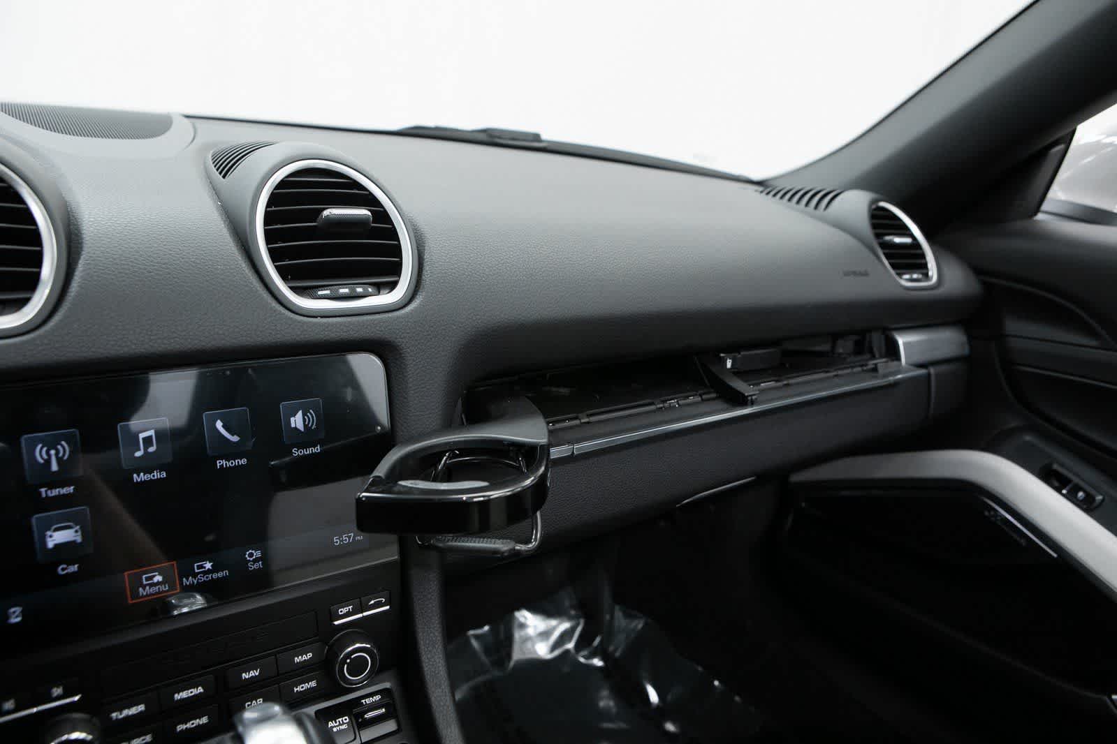 Thumbnail: 2025 Porsche 718 Boxster - 25