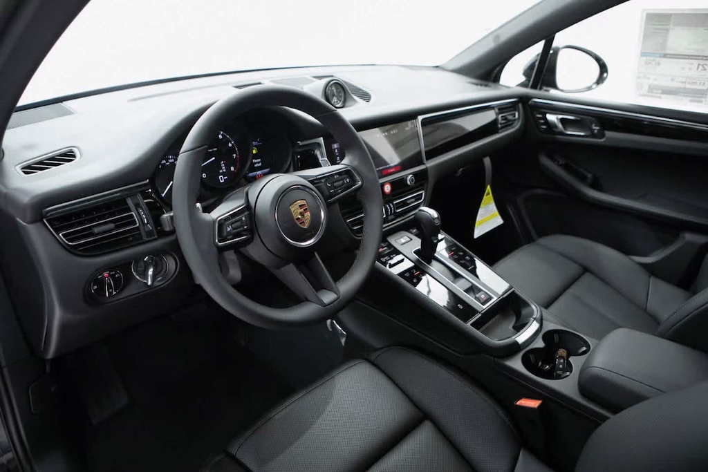 Certified 2025 Porsche Macan