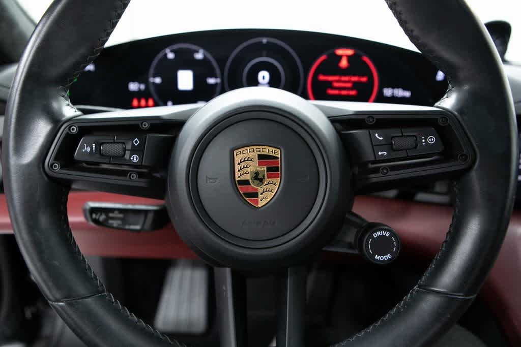 Thumbnail: 2021 Porsche Taycan - 14