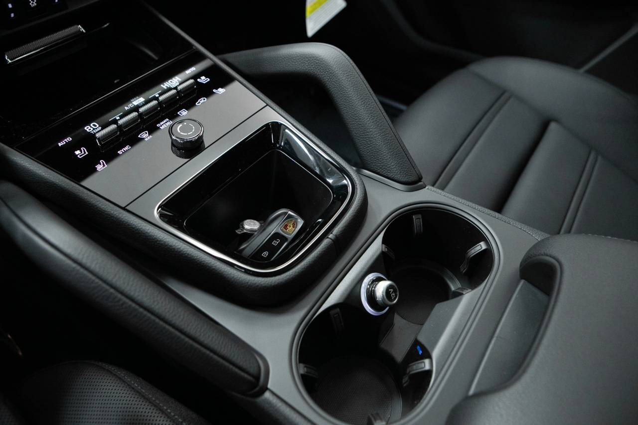 Thumbnail: 2026 Porsche  - 34