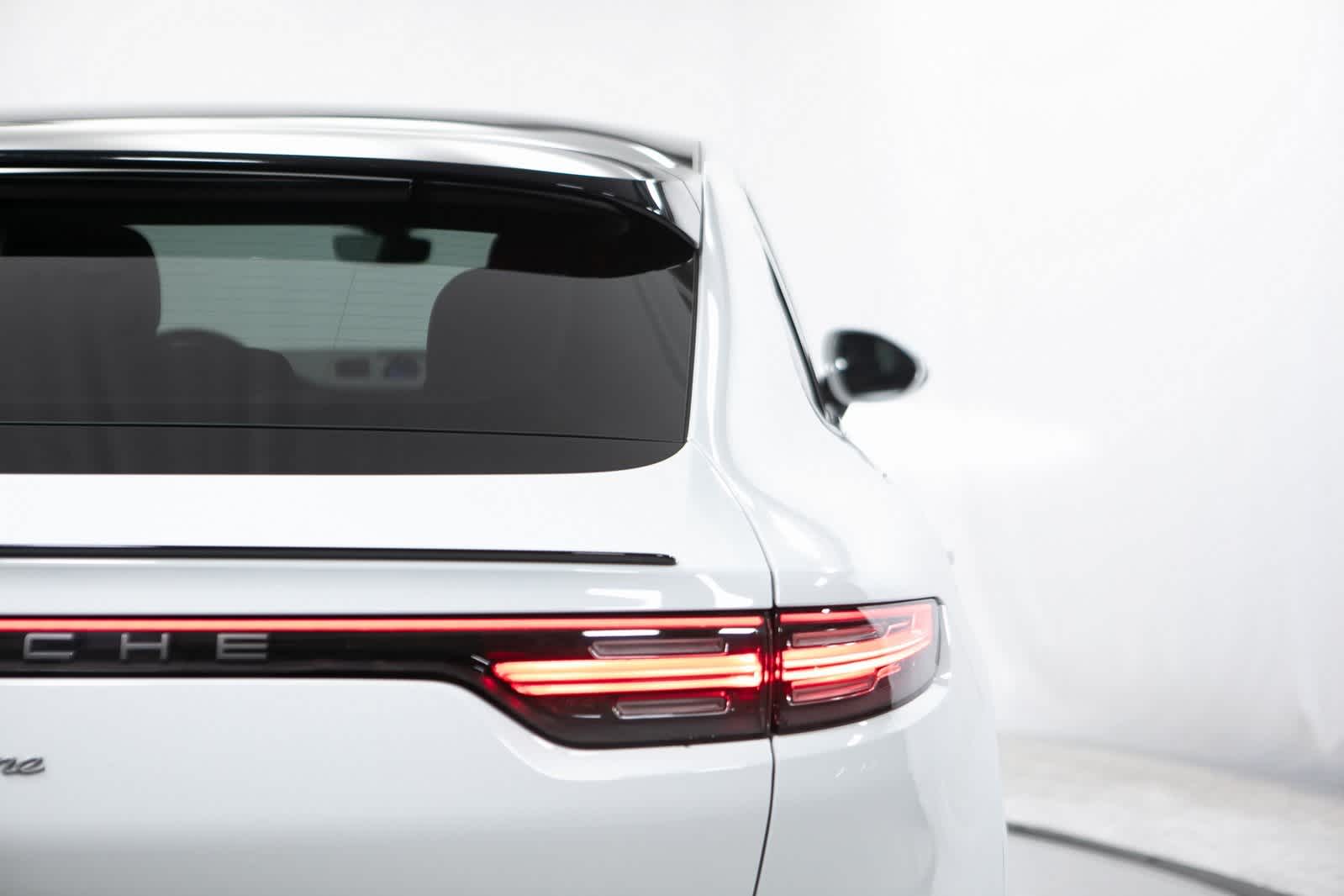 Thumbnail: 2022 Porsche Cayenne - 38