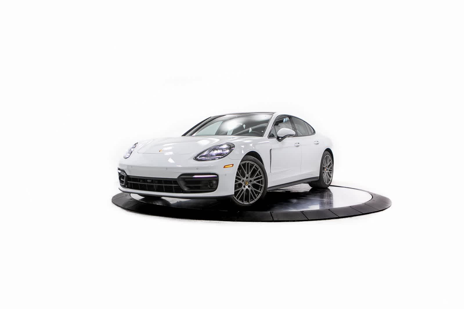 Thumbnail: 2023 Porsche Panamera - 1