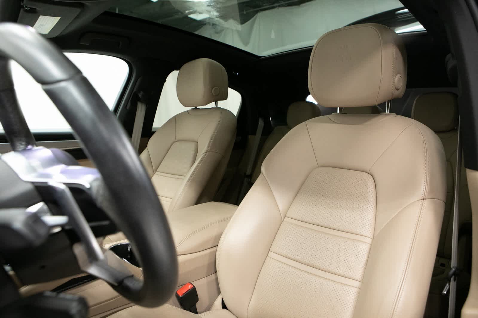 Thumbnail: 2022 Porsche Cayenne - 5