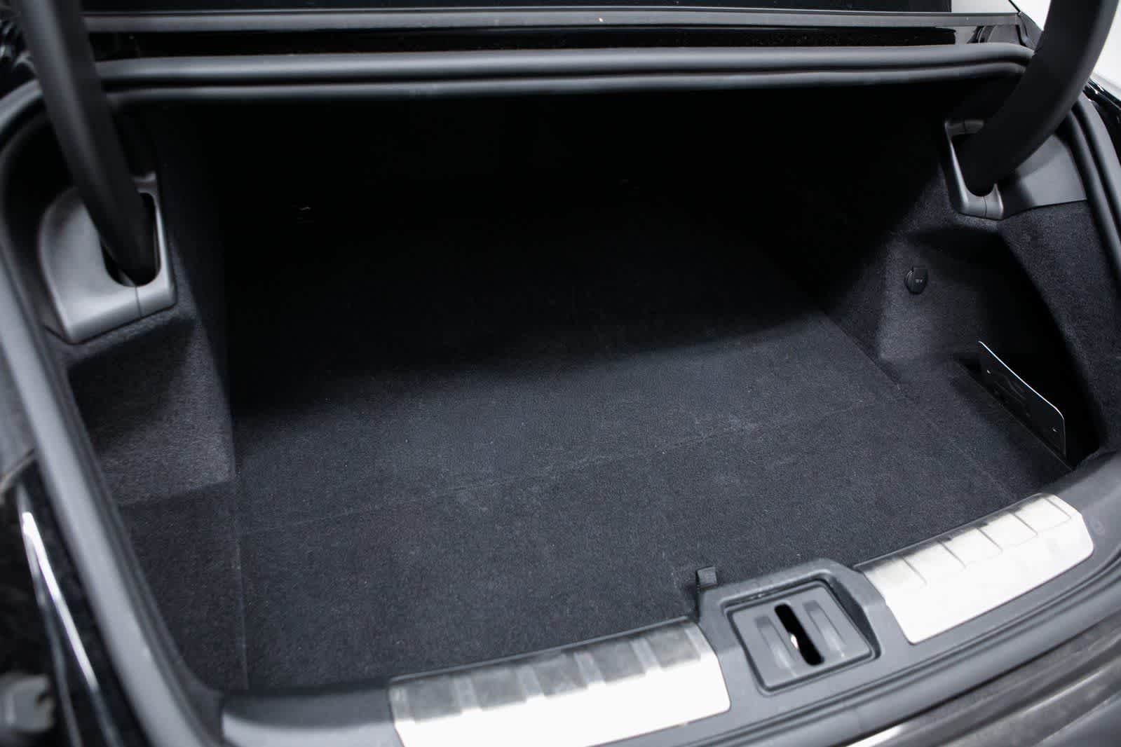 Thumbnail: 2020 Porsche Taycan - 31