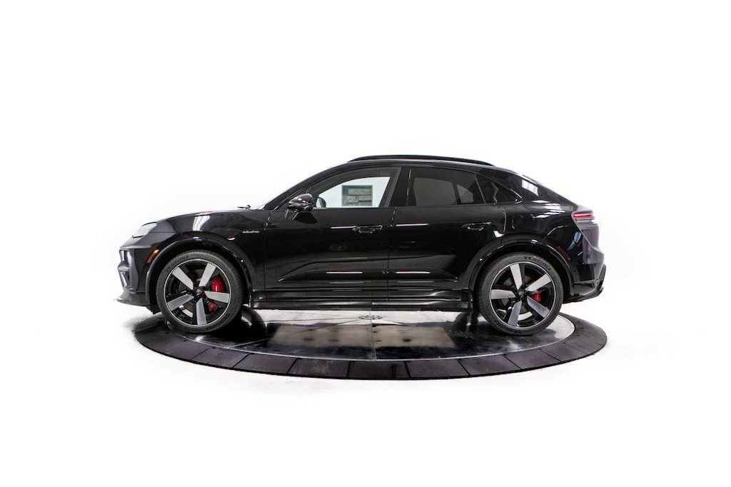 New 2025 Porsche Macan Electric Turbo SUV