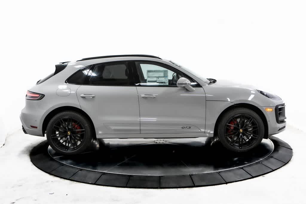 Thumbnail: 2025 Porsche Macan - 8