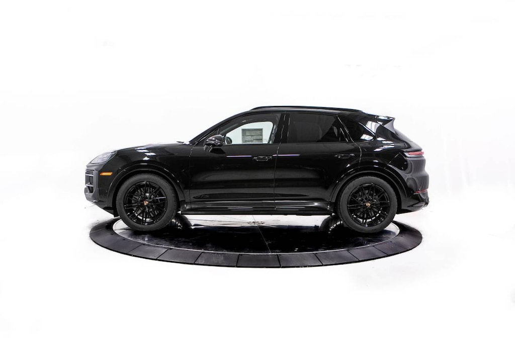 New 2026 Porsche Cayenne GTS SUV