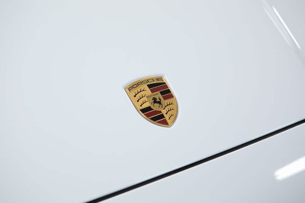 Thumbnail: 2025 Porsche  - 19