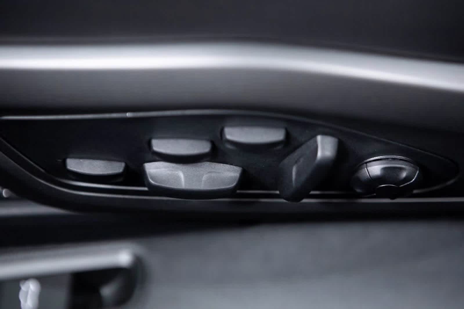 Thumbnail: 2023 Porsche 911 - 17