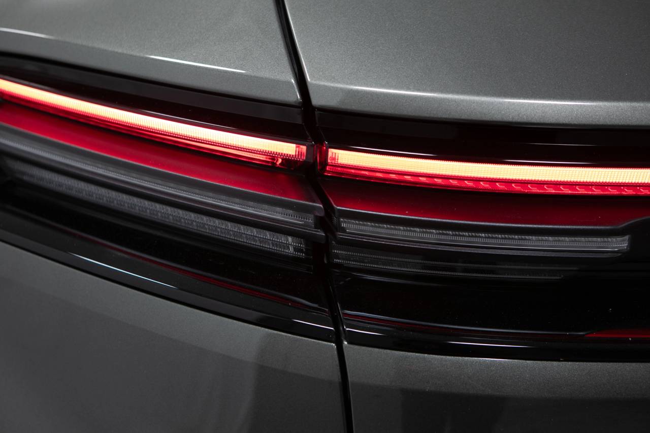 Thumbnail: 2026 Porsche Macan - 16