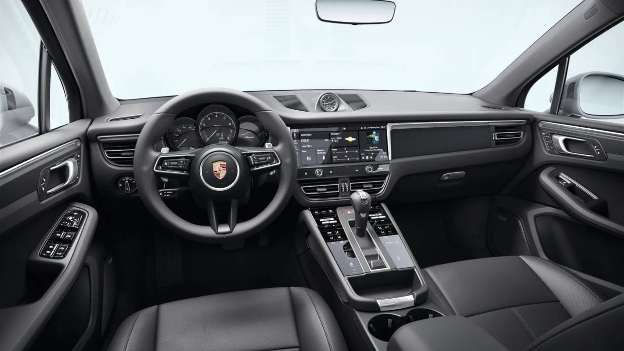 Thumbnail: 2026 Porsche Macan - 10